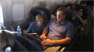 Passengers using Gogo's in-flight connectivity.  Image credit: Gogo