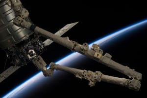 Canadarm2 Cygnus ISS