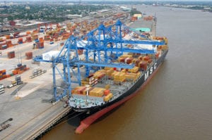 A container ship docks at the Napoleon Avenue terminal at the Port of New Orleans. Photo: Wikimedia.