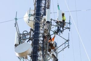 Sprint technicians installing 5G small cells. Photo: Sprint.