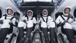 SpaceX Launches 4 Private Astronauts to the ISS on Axiom Space Mission