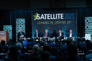 Industry Leaders Analyze the Satellite-Cellular Convergence