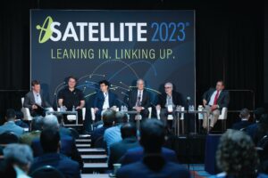 Industry CTOs Highlight Laser Communications, Artificial Intelligence, and Emerging Challenges