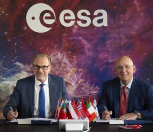 Axiom Space and ESA Sign MoU for Space Collaboration 