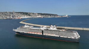 Holland America Implements Starlink on its Ships 